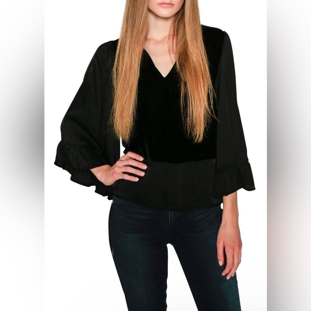 Velvet by Graham & Spencer | SZ medium | Galila Black Velvet Satin Peasant Top